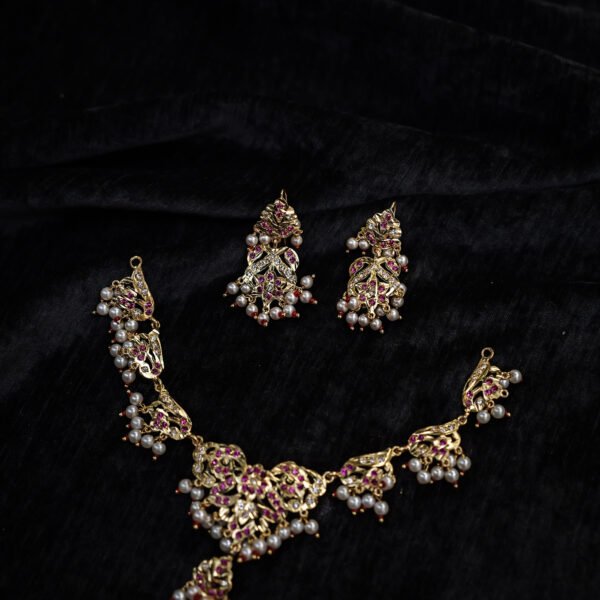 Chamba’s Traditional Jadau Set with Pearls (Himachali Inspired)