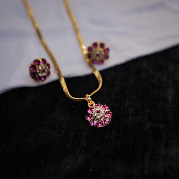 Traditional Gold Pandal Set